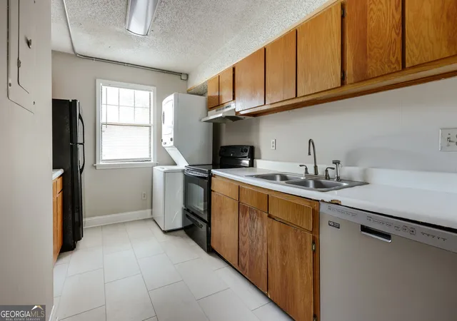 Photo 3 of Condo for sale at 290 Appleby Dr #153, Athens, GA 30605 | MLS# 10823019 | Listing updated on 2026-10-02