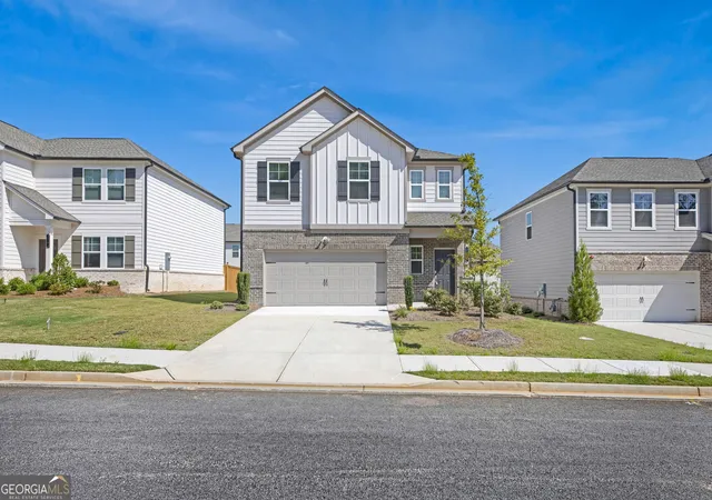 Photo 1 of Single family home for sale at 2087 Pecan Dr, Douglasville, GA 30135 | MLS# 10836329 | Listing updated on 2026-09-14