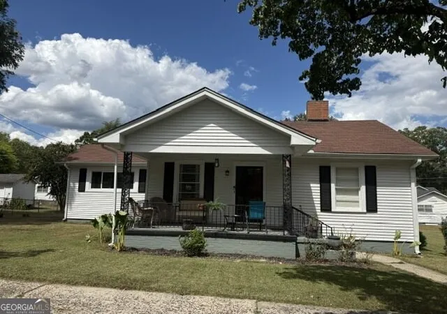 Photo 2 of Single family home for sale at 5 S 4th Street, Lindale, GA 30147 | MLS# 10843749 | Listing updated on 2026-10-07