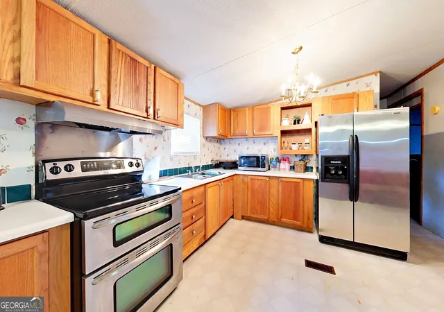 Photo 4 of Single family home for sale at 3612 Fox Trl, Blackshear, GA 31516 | MLS# 10838813 | Listing updated on 2026-09-16