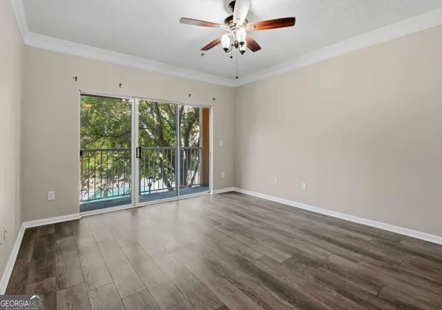 Listing Photo 5 - Condo for sale in building located at 10 Perimeter Smt Blvd Ne, Atlanta, GA 30319 - Unit #4220