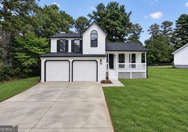 Photo 1 of Single family home for sale at 1307 Heritage Ct, Hampton, GA 30228 | MLS# 10840604 | Listing updated on 2026-09-18