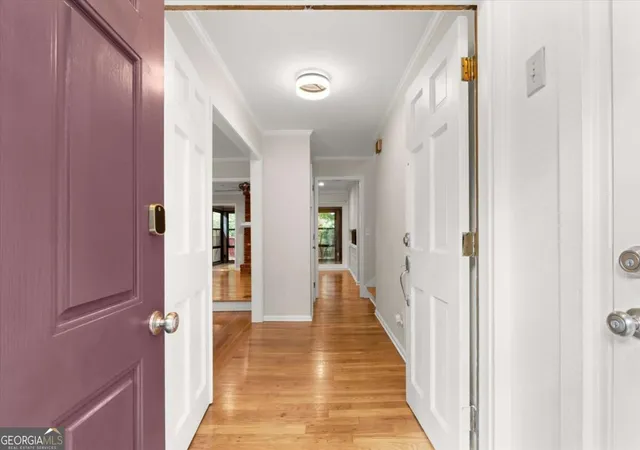 Photo 4 of Single family home for sale at 1160 Martin Ridge Rd, Roswell, GA 30076 | MLS# 10852845 | Listing updated on 2026-10-08