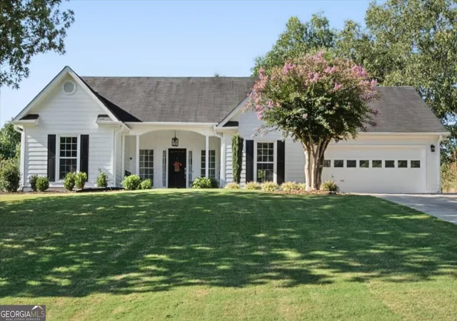 Photo 2 of Single family home for sale at 5230 Jonathans Way, Cumming, GA 30040 | MLS# 10842988 | Listing updated on 2026-10-07