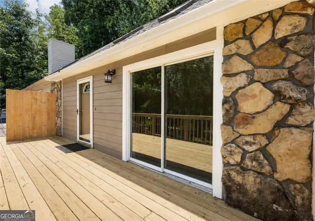 Photo 3 of Townhouse for sale at 2136 Valley Oaks Dr Se, Smyrna, GA 30080 | MLS# 10831317 | Listing updated on 2026-10-09