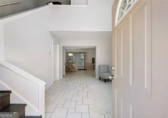 Photo 3 of Townhouse for sale at 2136 Valley Oaks Dr Se, Smyrna, GA 30080 | MLS# 10831317 | Listing updated on 2026-10-09