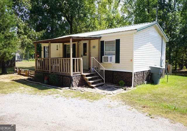 Photo 1 of Manufactured home for sale at 4030 Oak Dr, Cedar Bluff, AL 35959 | MLS# 10845296 | Listing updated on 2026-09-27