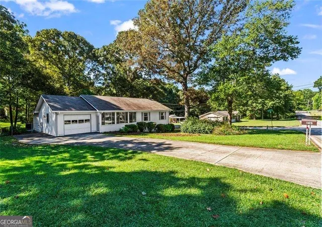 Photo 2 of Single family home for sale at 145 Carriage Cir, Stockbridge, GA 30281 | MLS# 10844091 | Listing updated on 2026-09-11
