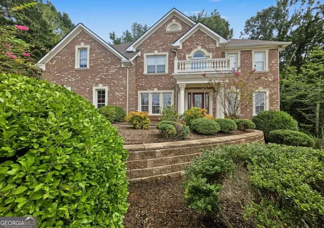 Photo 3 of Single family home for sale at 4619 Kiplin Lake Ct, Sugar Hill, GA 30518 | MLS# 10852902 | Listing updated on 2026-10-08
