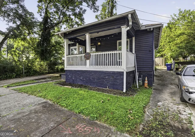 Photo 3 of Single family home for sale at 988 Ashby Ter Nw, Atlanta, GA 30314 | MLS# 10838444 | Listing updated on 2026-10-09