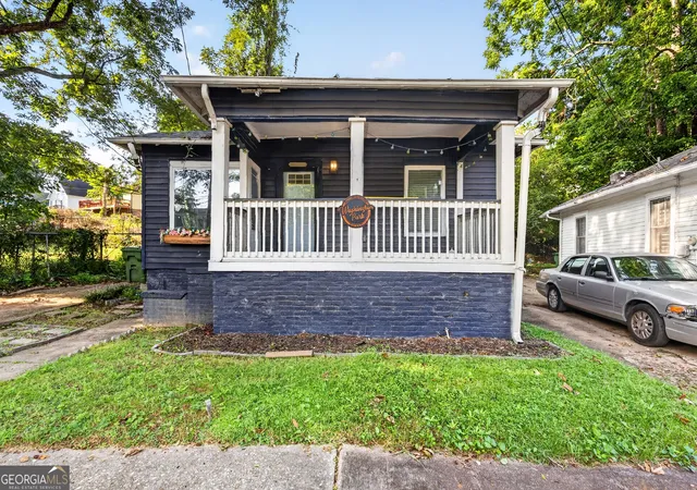 Photo 3 of Single family home for sale at 988 Ashby Ter NW, Atlanta, GA 30314 | MLS# 10838444 | Listing updated on 2026-10-09