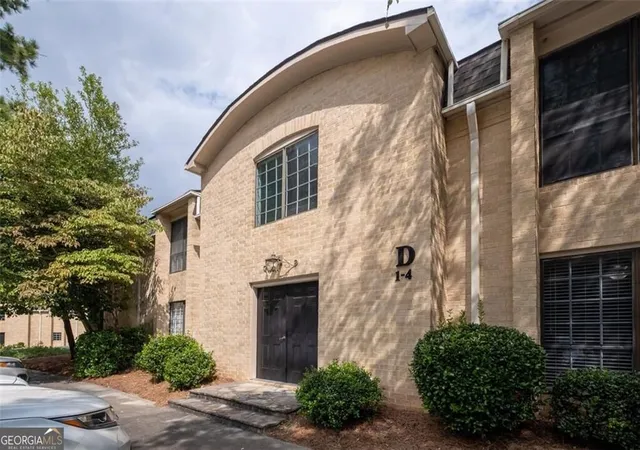 Photo 1 of Condo for sale at 5400 Roswell Rd #D4, Sandy Springs, GA 30342 | MLS# 10838609 | Listing updated on 2026-09-08