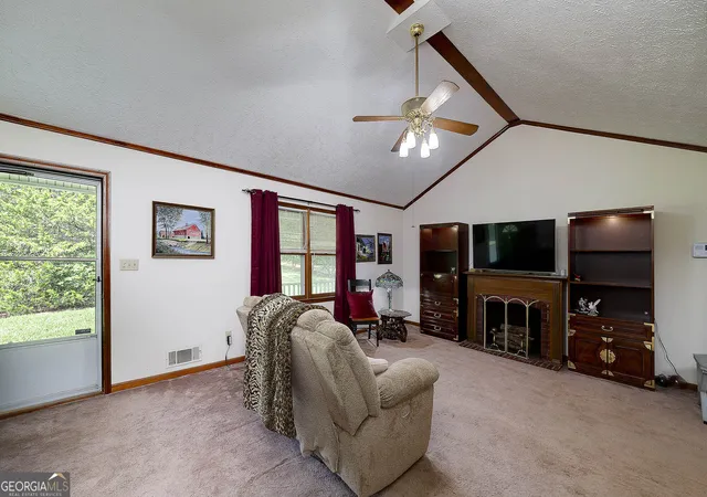 Photo 3 of Single family home for sale at 425 Kelly Rd, Mcdonough, GA 30253 | MLS# 10840924 | Listing updated on 2026-09-19