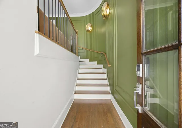 Photo 2 of Townhouse for sale at 3715 Peachtree Rd NE #9, Atlanta, GA 30319 | MLS# 10852735 | Listing updated on 2026-10-08