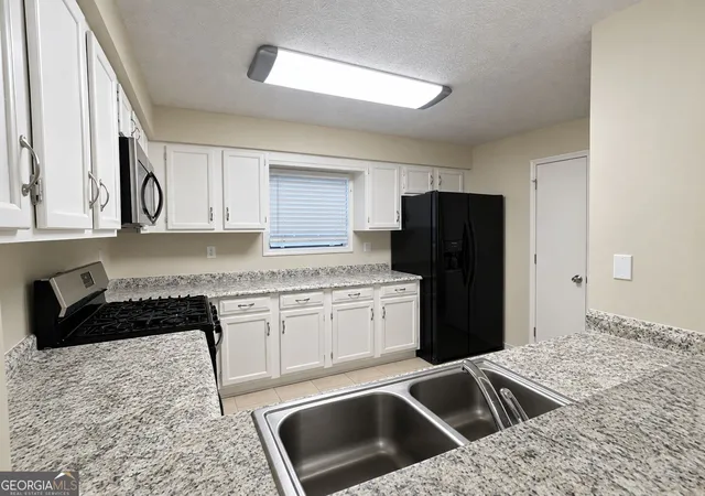 Photo 2 of Condo for sale at 1670 Northridge, Morrow, GA 30260 | MLS# 10849887 | Listing updated on 2026-10-05