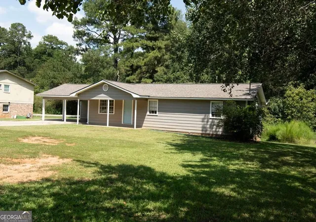 Photo 4 of Single family home for sale at 20 Woodland Dr, Carrollton, GA 30117 | MLS# 10845501 | Listing updated on 2026-09-28