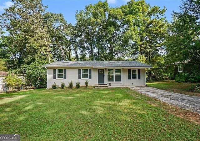 Photo 1 of Single family home for sale at 2426 Woodland Dr Nw, Kennesaw, GA 30152 | MLS# 10844513 | Listing updated on 2026-09-17