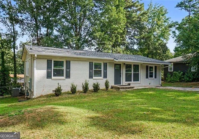 Photo 2 of Single family home for sale at 2426 Woodland Dr Nw, Kennesaw, GA 30152 | MLS# 10844513 | Listing updated on 2026-09-17