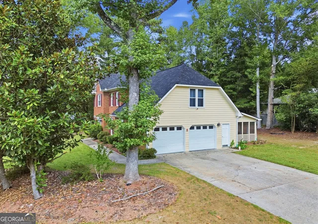 Photo 4 of Single family home for sale at 2730 Wynford Ave SW, Marietta, GA 30064 | MLS# 10853246 | Listing updated on 2026-10-10