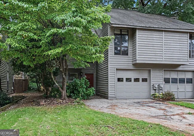 Photo 1 of Townhouse for sale at 1006 Creatwood Cir Se, Smyrna, GA 30080 | MLS# 10806062 | Listing updated on 2026-09-30