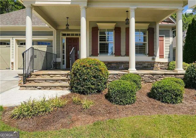 Photo 3 of Single family home for sale at 3528 Serenade Cmns Nw, Kennesaw, GA 30152 | MLS# 10849930 | Listing updated on 2026-09-23