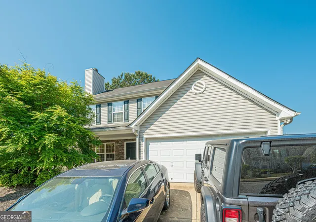 Photo 3 of Single family home for sale at 316 Greystone Cir, Hiram, GA 30141 | MLS# 10801082 | Listing updated on 2026-09-01