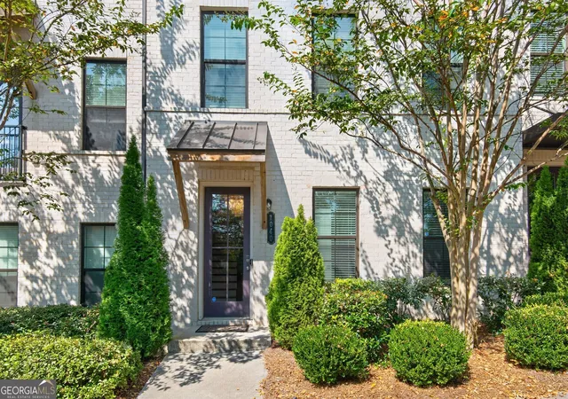 Photo 1 of Townhouse for sale at 1040 Aster Rd, Roswell, GA 30076 | MLS# 10843335 | Listing updated on 2026-09-24
