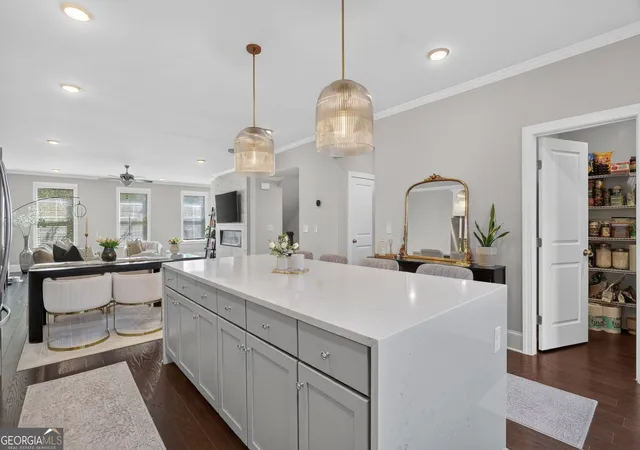 Photo 2 of Townhouse for sale at 1040 Aster Rd, Roswell, GA 30076 | MLS# 10843335 | Listing updated on 2026-09-24