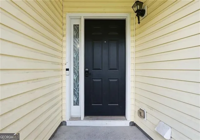 Photo 2 of Single family home for sale at 695 Amelia Grv Ln, Lawrenceville, GA 30045 | MLS# 10805486 | Listing updated on 2026-09-11
