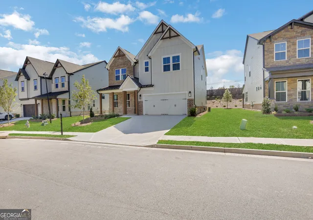 Photo 3 of Single family home for sale at 4172 Adler Cir, Buford, GA 30519 | MLS# 10804354 | Listing updated on 2026-09-19