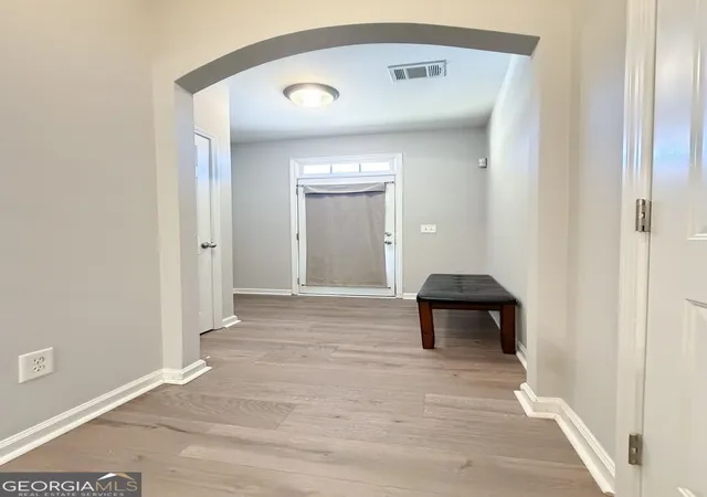 Photo 3 of Townhouse for sale at 2077 Lakeshore Overlook Dr, Kennesaw, GA 30152 | MLS# 10873944 | Listing updated on 2026-10-30