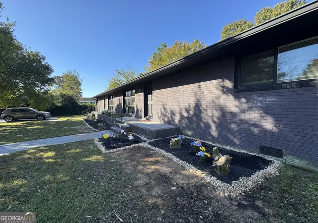 Photo 1 of Multi family home for sale at 809 Montgomery Ave, Cedartown, GA 30125 | MLS# 10880125 | Listing updated on 2026-10-28