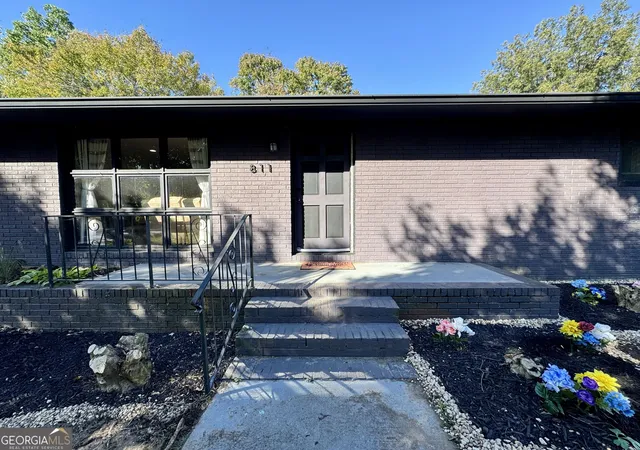 Photo 2 of Multi family home for sale at 809 Montgomery Ave, Cedartown, GA 30125 | MLS# 10880125 | Listing updated on 2026-10-28