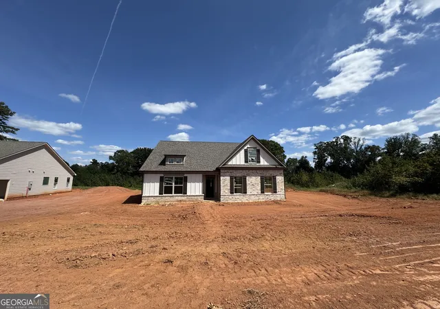 Photo 2 of Single family home for sale at 1098 Windy Hl Rd, Jefferson, GA 30549 | MLS# 10843205 | Listing updated on 2026-09-10