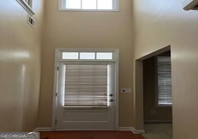 Photo 3 of Single family home for sale at 516 Anglewood Tr, Stockbridge, GA 30281 | MLS# 10841245 | Listing updated on 2026-09-21