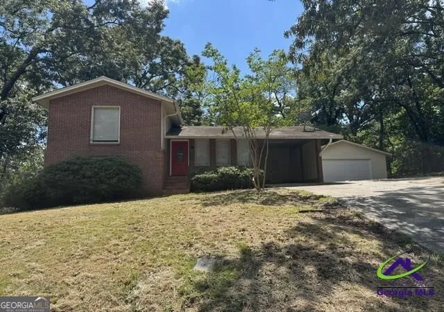 Photo 1 of Single family home for sale at 111 Glendale Ct, Warner Robins, GA 31088 | MLS# 10840707 | Listing updated on 2026-09-04