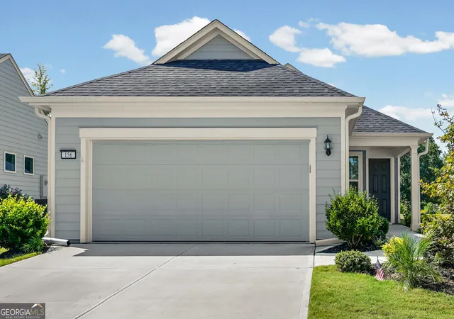 Photo 2 of Single family home for sale at 156 Alcovy Ct, Griffin, GA 30223 | MLS# 10850073 | Listing updated on 2026-10-05