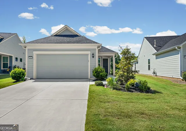 Photo 3 of Single family home for sale at 156 Alcovy Ct, Griffin, GA 30223 | MLS# 10850073 | Listing updated on 2026-10-05