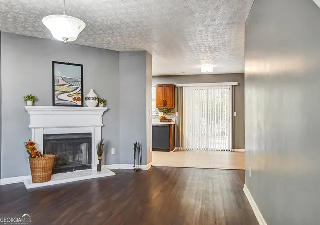 Photo 3 of Single family home for sale at 4251 Chestnut Lake Ave, Lithonia, GA 30038 | MLS# 10838797 | Listing updated on 2026-09-16