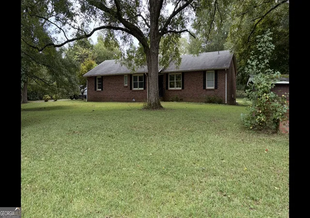 Photo 2 of Single family home for sale at 115 Price Dr W, Locust Grove, GA 30248 | MLS# 10841439 | Listing updated on 2026-09-12