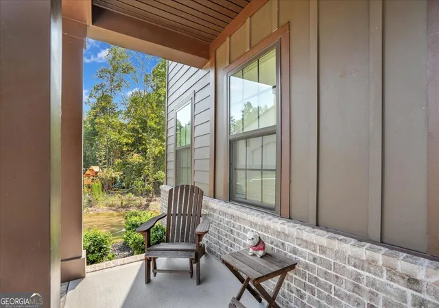 Photo 4 of Single family home for sale at 125 Longwood Dr, Fayetteville, GA 30215 | MLS# 10842587 | Listing updated on 2026-10-09