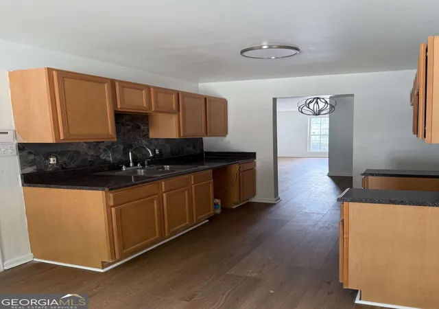 Photo 2 of Townhouse for sale at 7280 Oakley Ct #67, Union City, GA 30291 | MLS# 10843895 | Listing updated on 2026-09-11