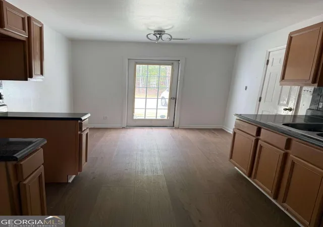 Photo 3 of Townhouse for sale at 7280 Oakley Ct #67, Union City, GA 30291 | MLS# 10843895 | Listing updated on 2026-09-11