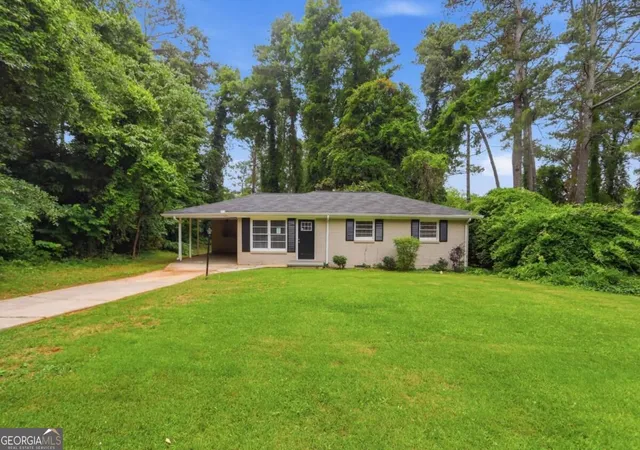 Photo 2 of Sale Pending at 1678 Lee St, Decatur, GA 30035 | MLS# 10838213 | Listing updated on 2026-09-19