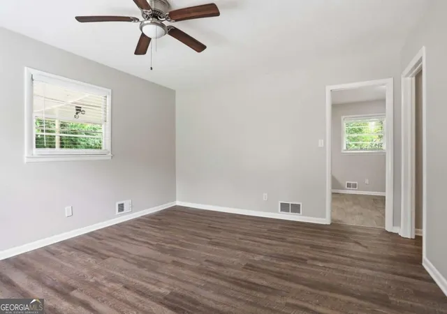 Photo 4 of Sale Pending at 1678 Lee St, Decatur, GA 30035 | MLS# 10838213 | Listing updated on 2026-09-19