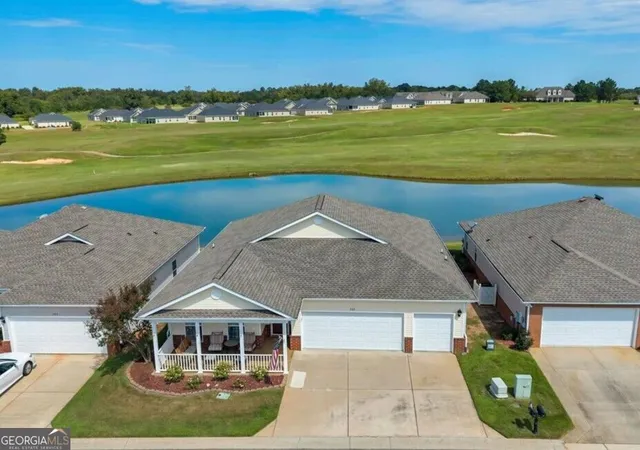 Photo 1 of Single family home for sale at 302 S Houston Springs Blvd, Perry, GA 31069 | MLS# 10849568 | Listing updated on 2026-10-01