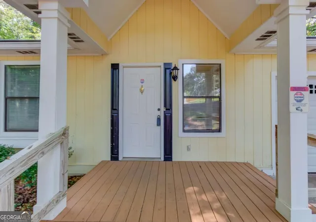 Photo 4 of Single family home for sale at 3629 Lakeview Dr, Gainesville, GA 30501 | MLS# 10841054 | Listing updated on 2026-09-19