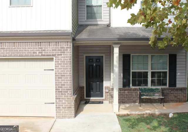 Photo 2 of Single family home for sale at 169 Madison Ave, Jackson, GA 30233 | MLS# 10844488 | Listing updated on 2026-09-26