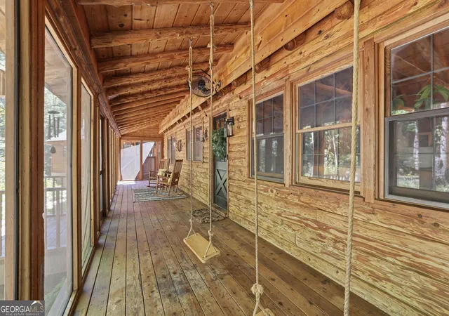 Photo 4 of Single family home for sale at 282 Jarrett Manor Ests Rd, Toccoa, GA 30577 | MLS# 10843984 | Listing updated on 2026-09-25