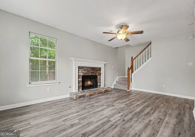 Photo 3 of Single family home for sale at 3618 Janna Ln Sw, Marietta, GA 30008 | MLS# 10824421 | Listing updated on 2026-10-08